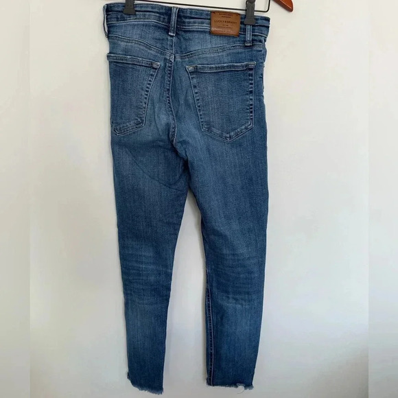 Lucky Brand Bridgette skinny Blue  Denim Jeans size 26 - Picture 3 of 10
